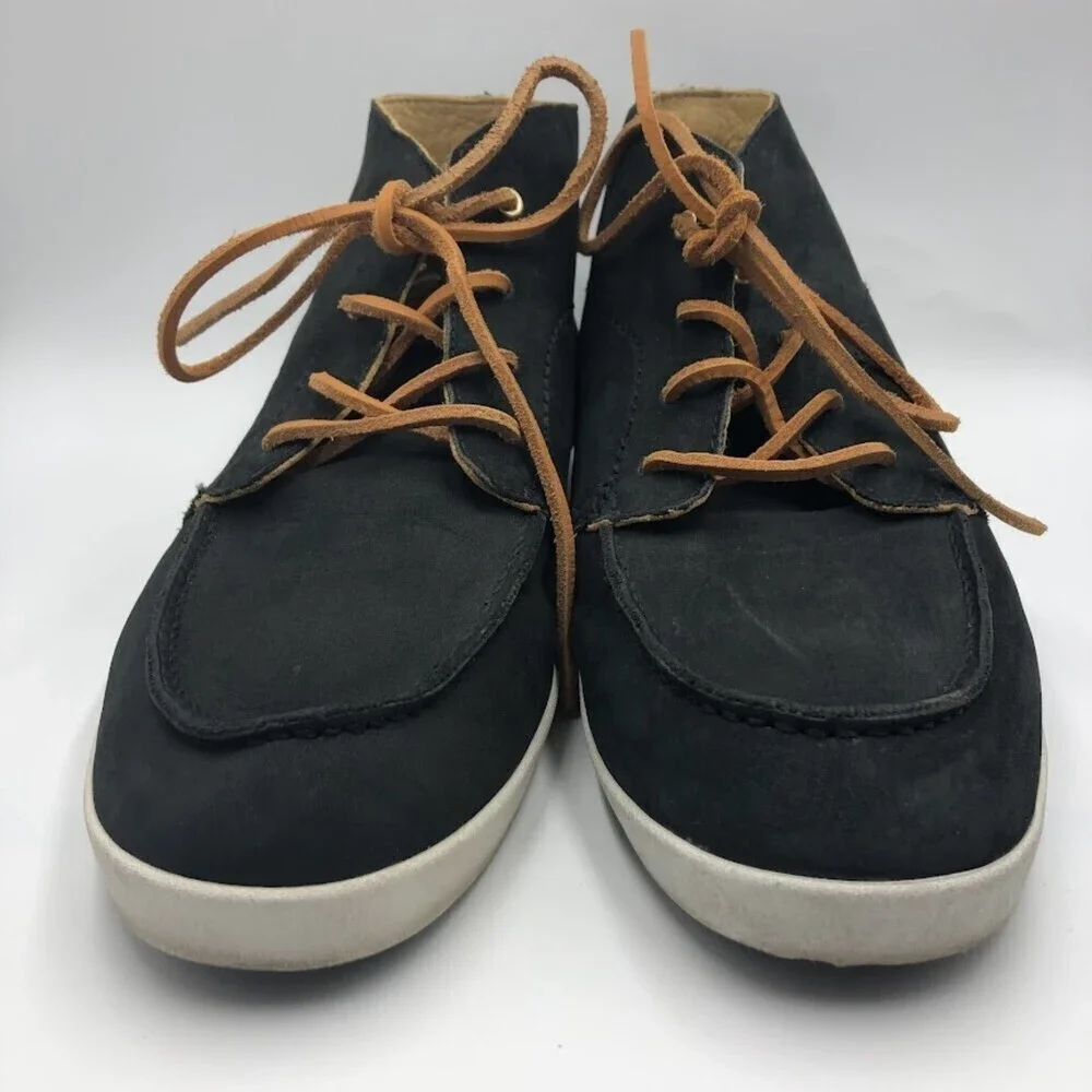 UGG Australia Men’s Black Suede Ankle Chukka Boots Size 12 Lightweight Comfort
